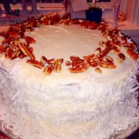 Carrot cake w cream cheese frosting ... Pecan garnish|Chef Vさん