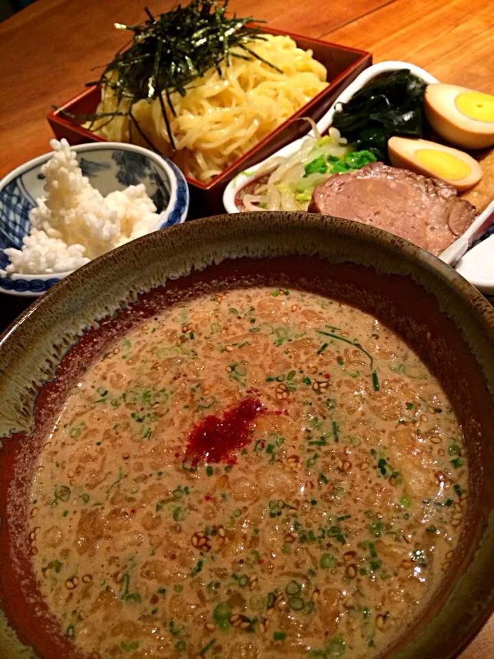 食幹の白胡麻味噌とぅけ麺！|michiteruさん