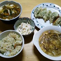 Snapdishの料理写真:炒飯  豆腐のうま煮  餃子  スパゲティサラダ  きのこ中華スープ|佐竹真梨子さん