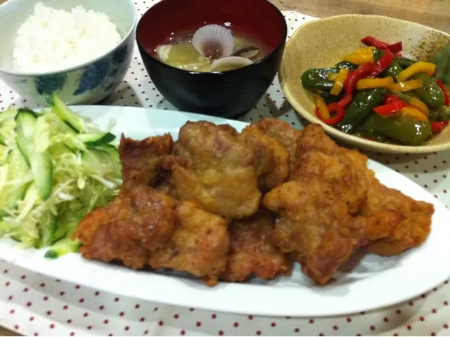 豚から揚げ・ピーマンとパプリカの炒め煮・帆立の稚貝と白菜味噌汁|まーままさん