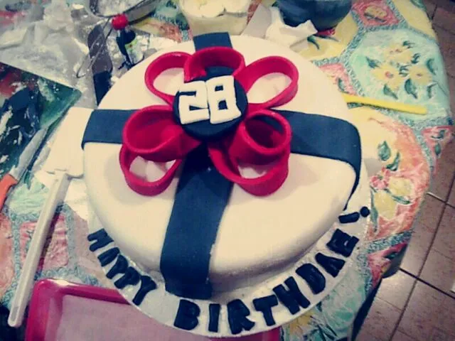 Birthday Fondant cake|Muniiba Shahrol-Zakiさん