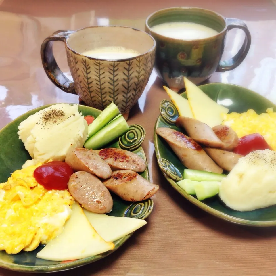 マッシュポテトで朝食な！！|うさ爺さん