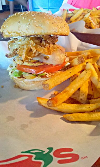 Cajun Chicken Sandwich with Fries|didiさん