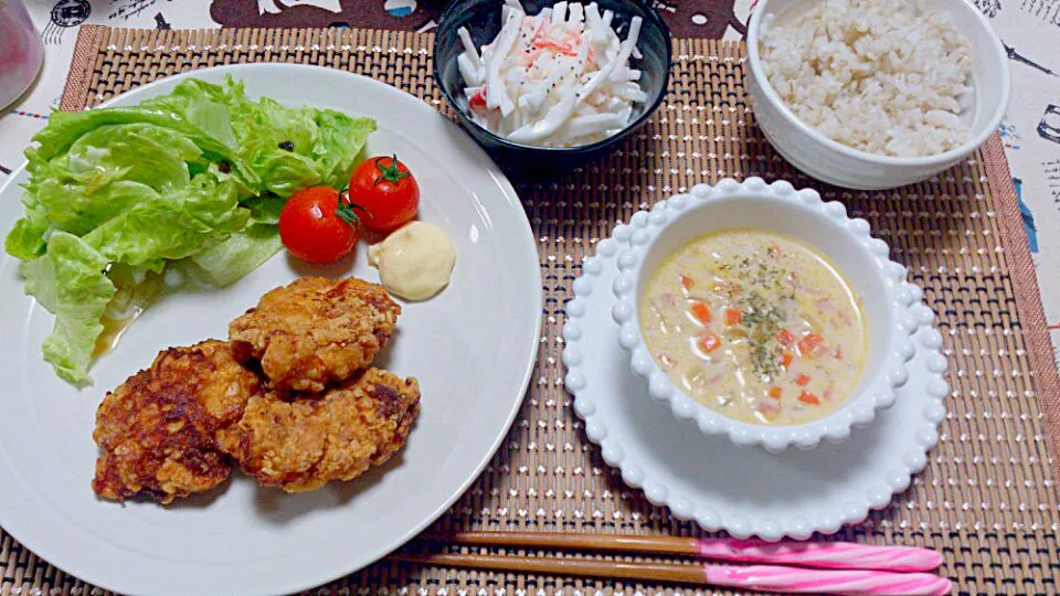 鳥ナゲット、豆乳スープ、大根とカニカママヨサラダ、麦ご飯|杉村愛さん