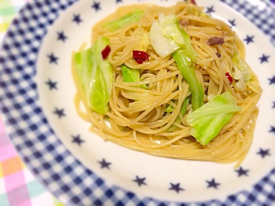 キャベツとアンチョビのパスタ|みおさん