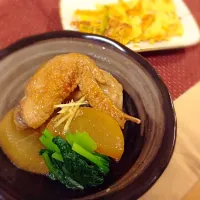 Snapdishの料理写真:手羽先と大根の照り煮|tomoさん