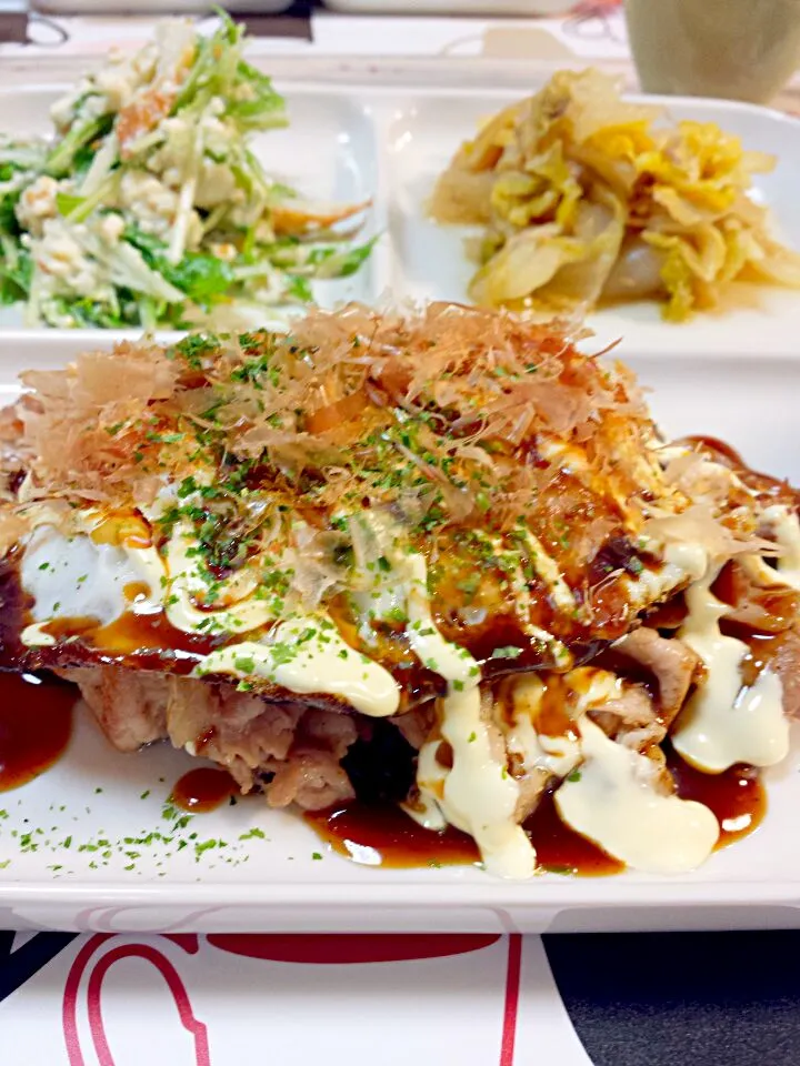 豚肉と卵のお好み焼き風 
白菜とツナの煮物 
水菜の白和えサラダ|けいこさん