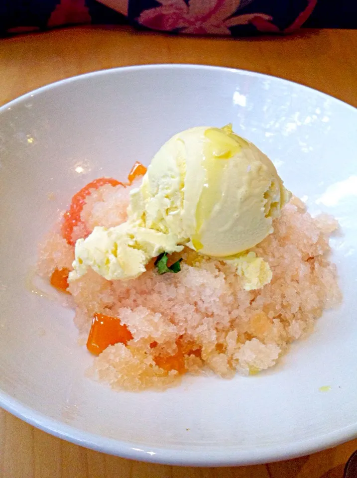 Olive oil ice cream w grate fruit ice|Sean 🏄🍷🍝🎿🔪🍍さん