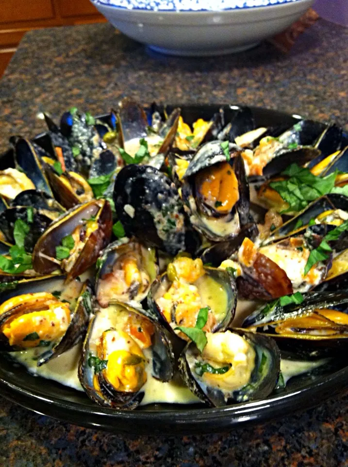 PEI mussels with basil cream sauce|Sean 🏄🍷🍝🎿🔪🍍さん