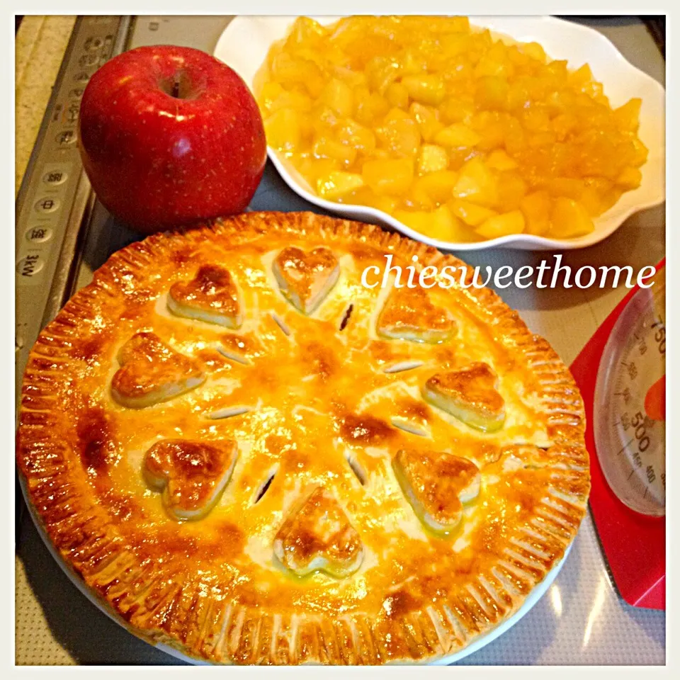 Yuka Nakataさんの料理 パイ生地レシピ付き♥Oldfashioned apple pie|chieko ♪さん