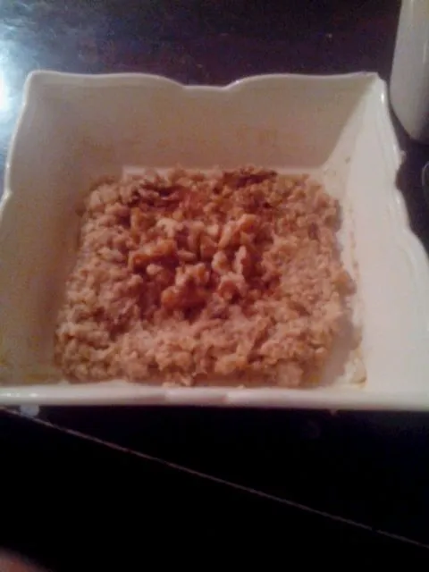 oatmeal w/ walnuts|jenn mさん