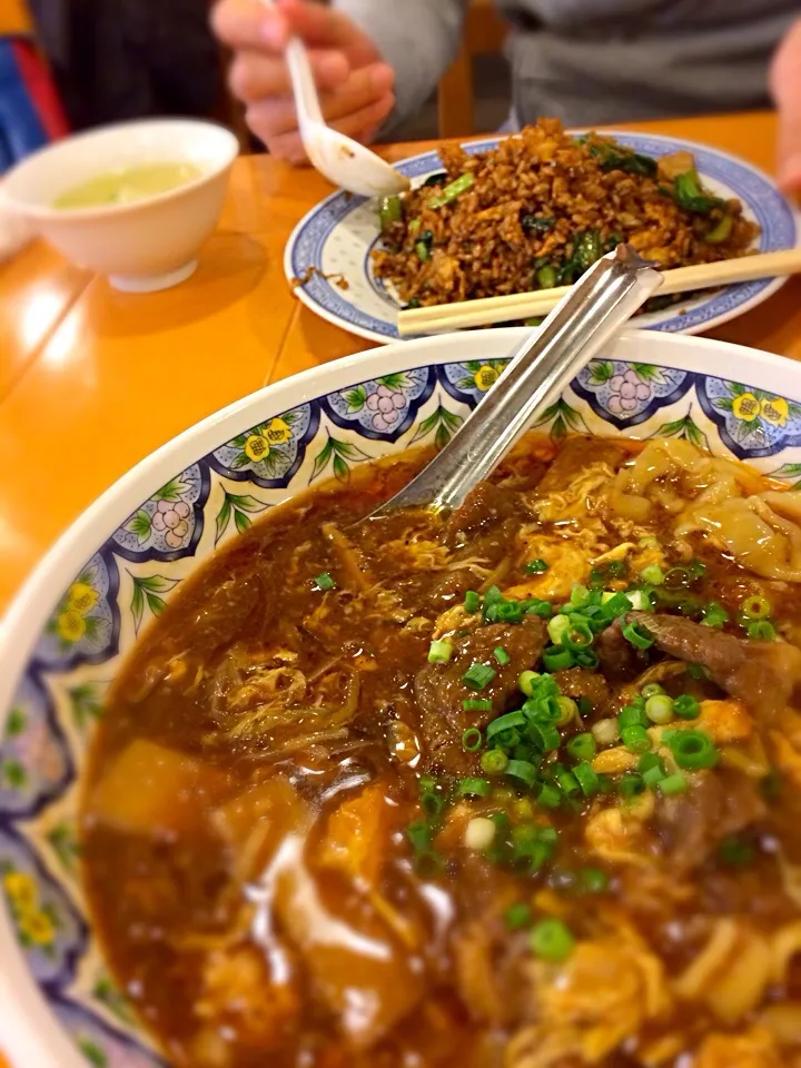 Snapdishの料理写真:黒酢炒飯 黒酢サンラータン刀切麺|Kazuko  Utsunomiyaさん