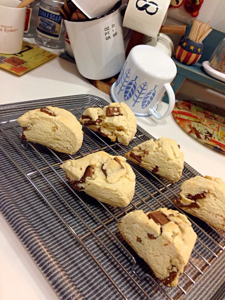 Snapdishの料理写真:ぼぼさんの料理 チョコチップスコーン|エートさん