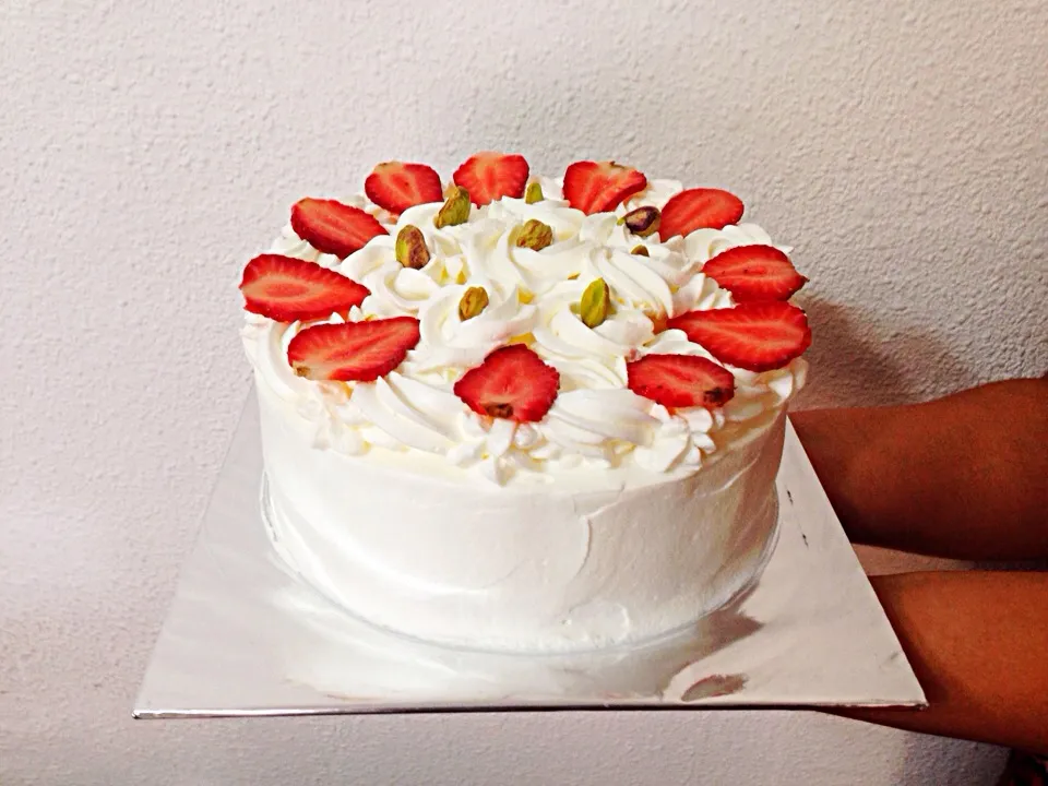 The Fraisier - almond sponge cake with pistachio mousse filling|hurul | 후룰さん