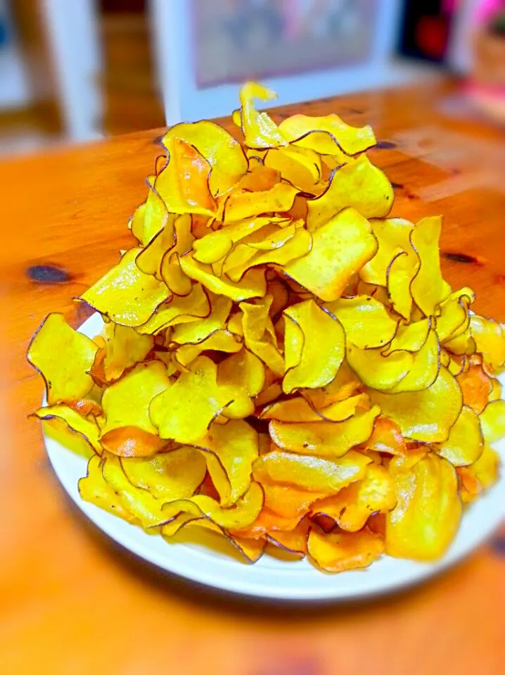 big mountain of sweetpotato chips|Alley Catさん