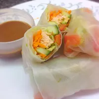 Homemade Thai salmon rolls with peanut sauce|ruthie aideyanさん