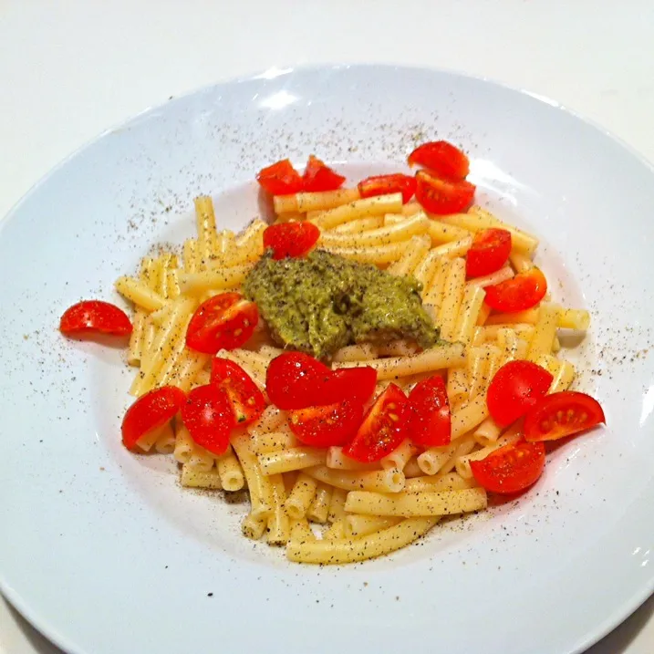 Pasta Pesto Tomato|wiwi mrgさん