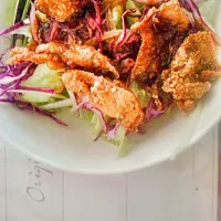 crispy chicken skin salad|meirina kuncahyowatiさん