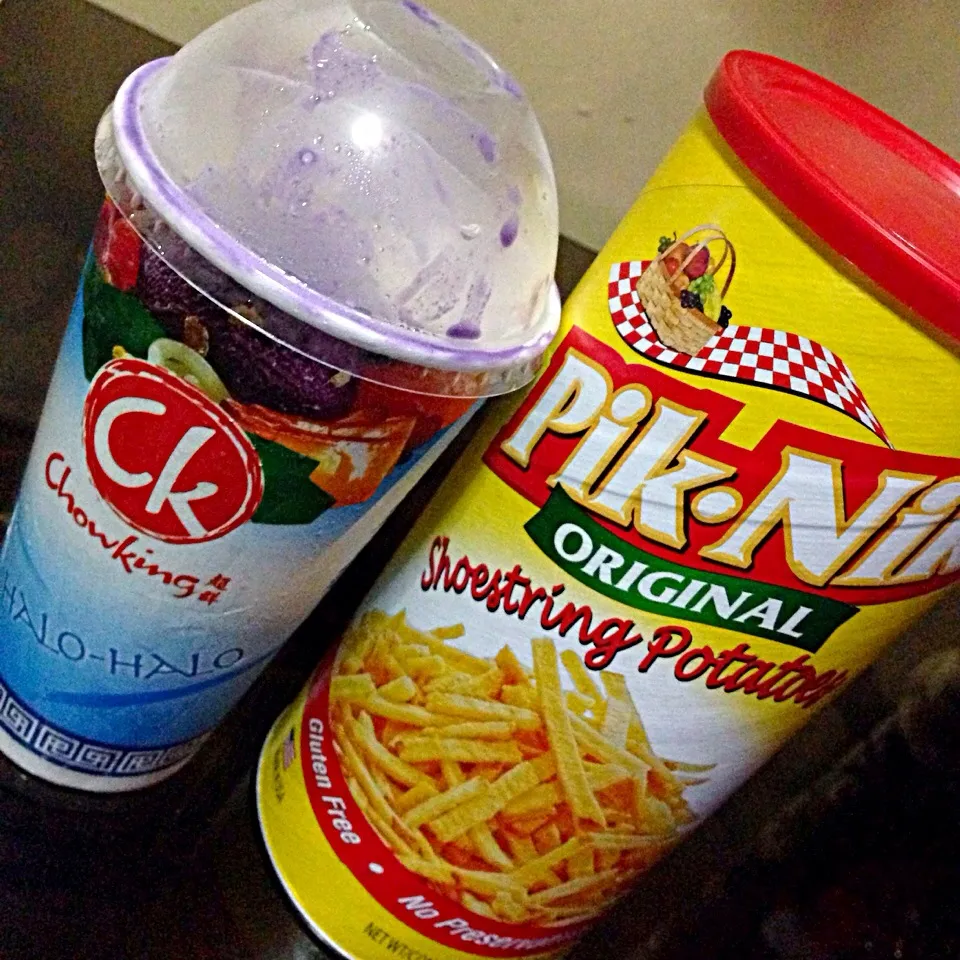 Snapdishの料理写真:Yummy! Chowking Halo-Halo & Pik-Nik! Natunaw na ung Halo-Halo sa tagal!|iamfem05さん