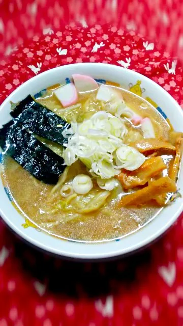 煮込みラーメン　　醤油味|猫田さん