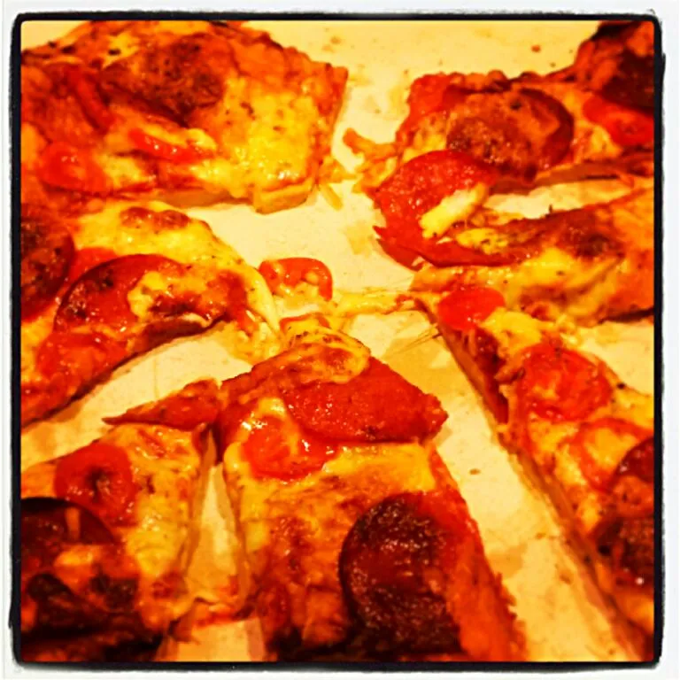 Home Made Pepperoni Pizza|James Moretonさん