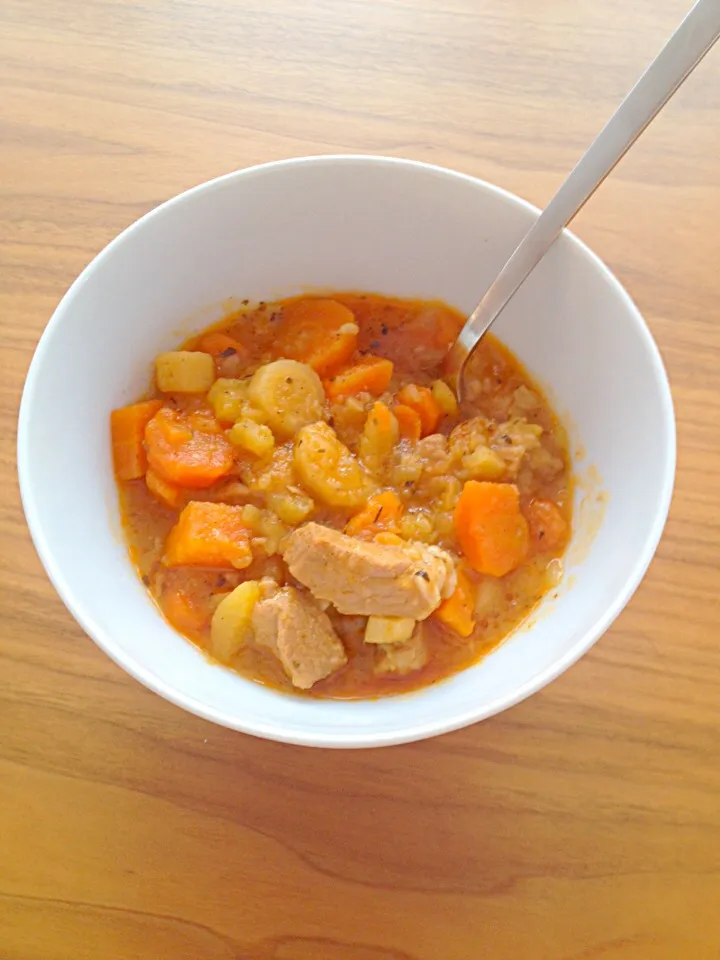 wild boar goulash with root vegetables and paprika|Sunny Kitchenさん