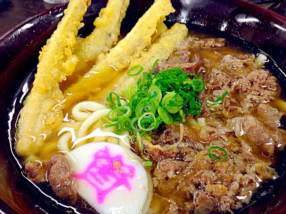 資さんうどん人気No.1❗の肉ゴボウ天うどん〜😍|みほままこさん