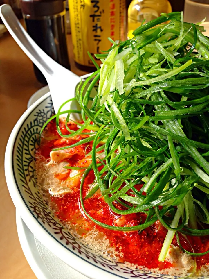 丸源ラーメン 辛肉そばドッカンネギをトッピング|Mami Enomotoさん