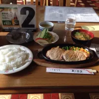 生姜焼き定食|上林 まり子さん