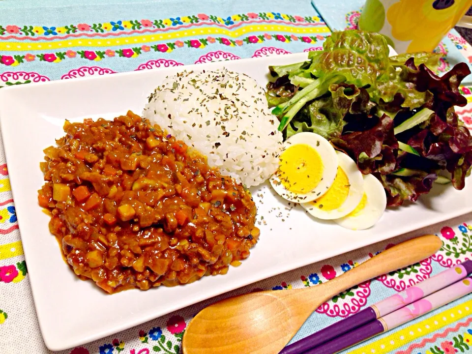 大好きなカレー*\(^o^)/*toサラダ|がぁがさん