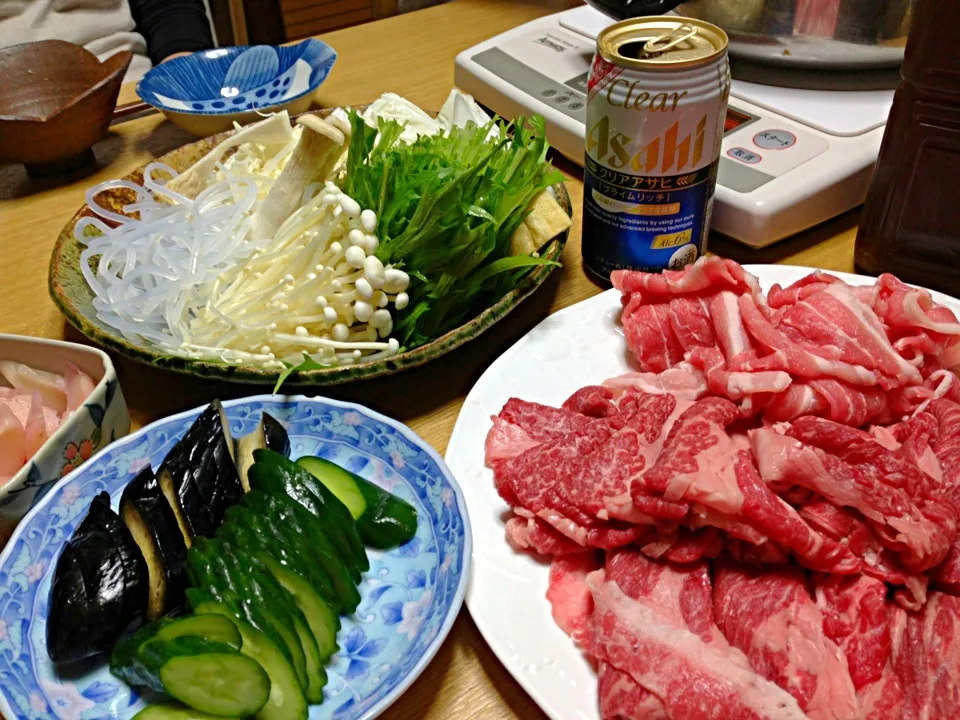 Snapdishの料理写真:家族が揃えば鍋でしょう✌|川上千尋さん