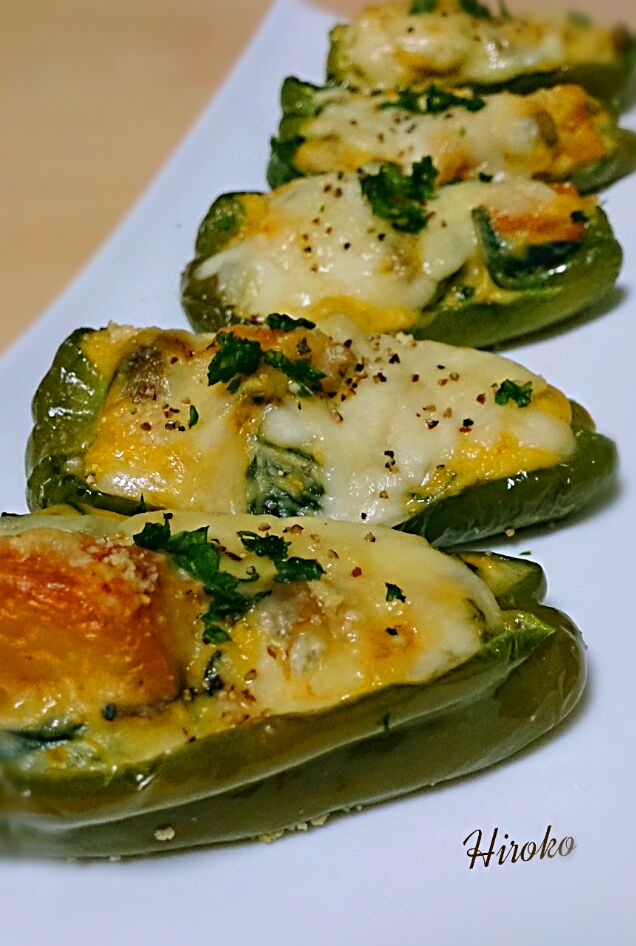 ピーマンボートのかぼちゃグラタン Kororon8 Snapdish スナップディッシュ Id Fecsta