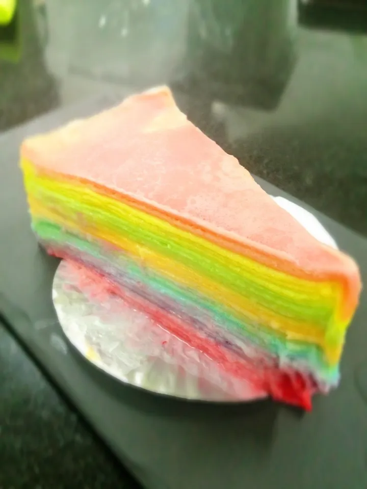 Rainbow Crêpe cake 🌈|Prae~*さん