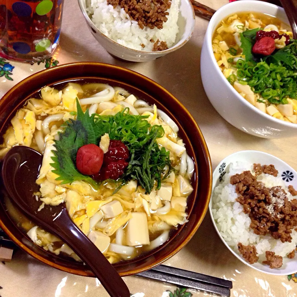 梅シソあんかけ玉子うどん。
豚そぼろご飯。|naouさん