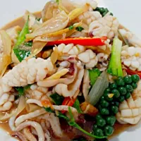 Stir fried octopus with shrimp paste and thai herb.|Nanitaさん