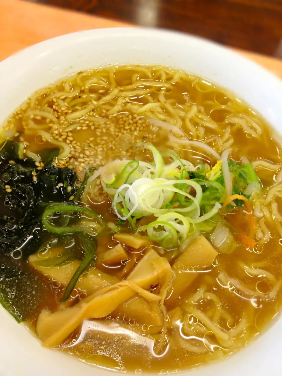 聖徳大学の学食ラーメン|舞さん