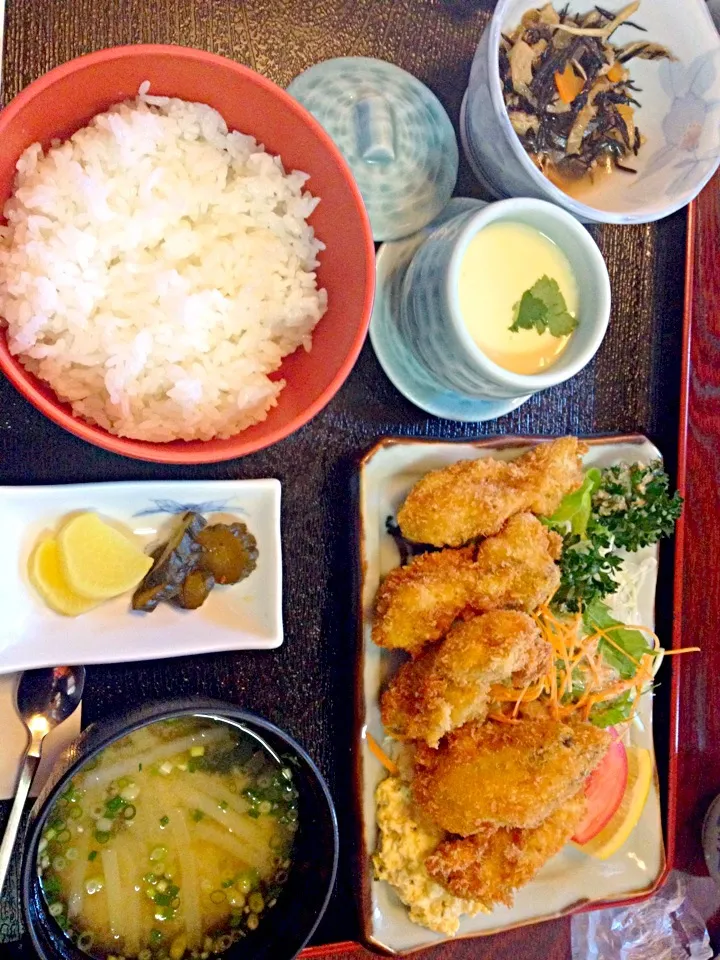 カキフライ定食@美山|まみるくさん