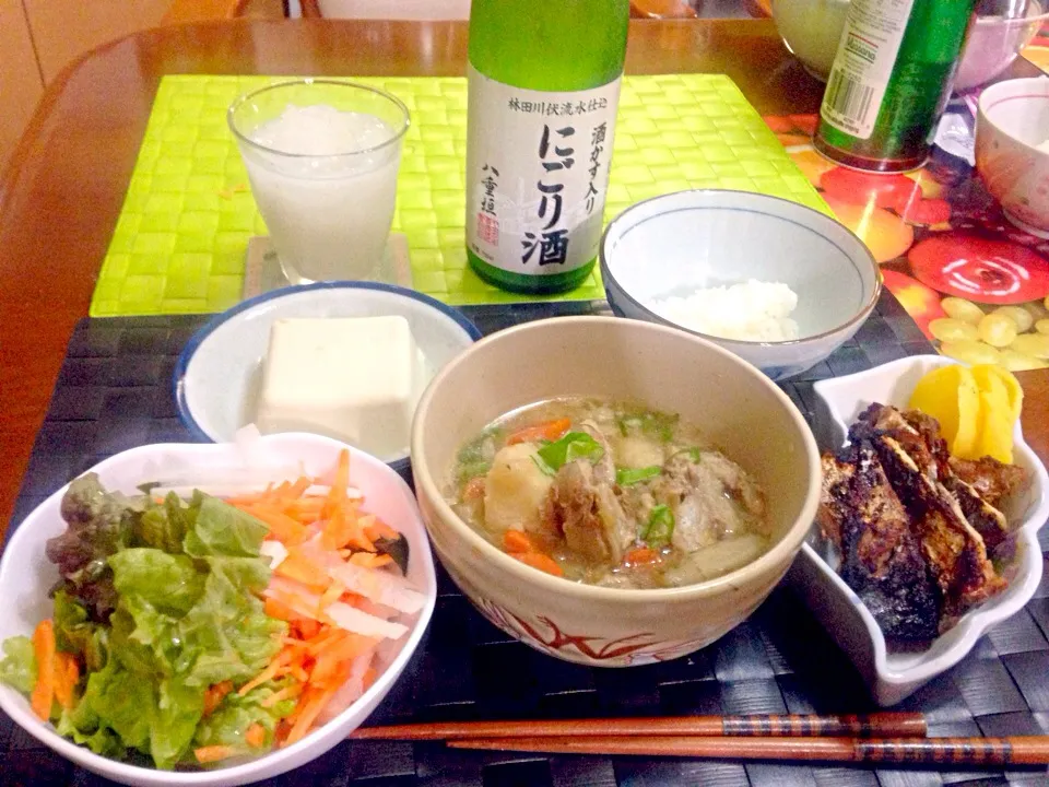 Snapdishの料理写真:コラーゲンたっぷりのスペアリブ豚汁🍲|マニラ男さん