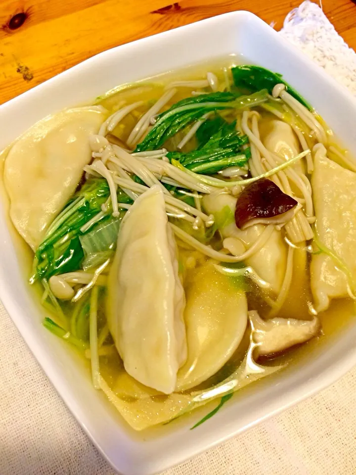 寒い夜はスープ餃子〜|のんきーもんきーさん