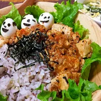 Snapdishの料理写真:豆板醤多めがスキナンダ。
★麻婆丼★|hitomiさん