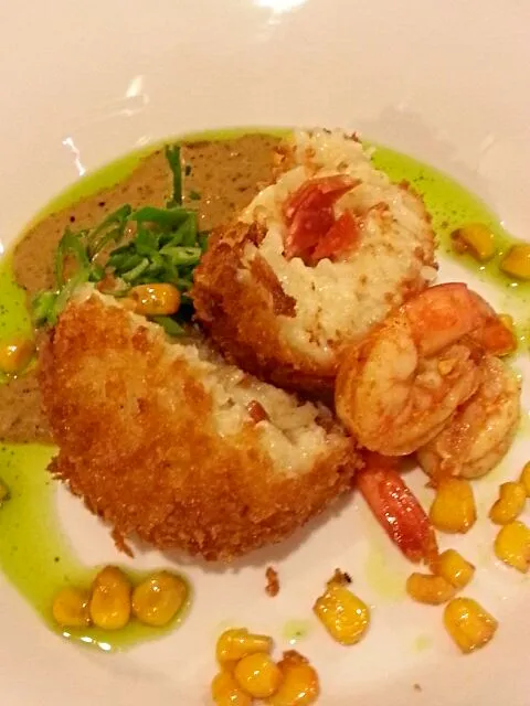 Risotto Cake with Ancho Cream, Shrimp and Corn Salsa|Dustin Stairさん