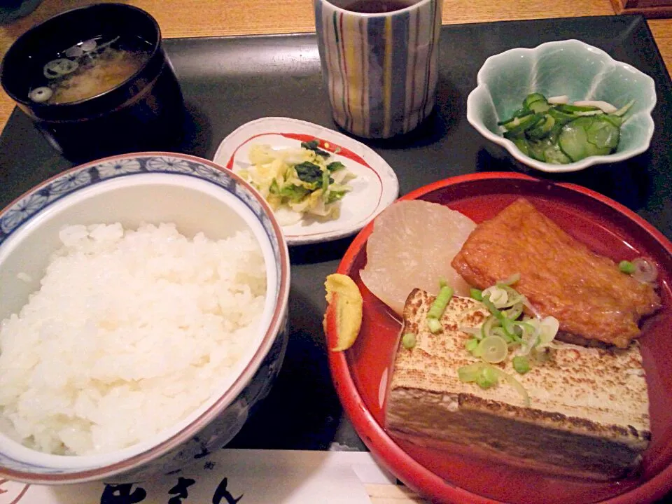 金沢・山さんのおでん定食|すーさん