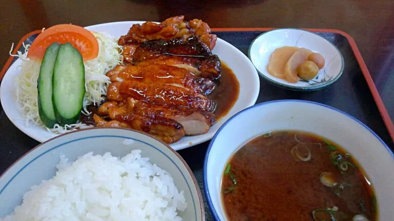 豊田市  花の木 で肉焼定食|なつめさん