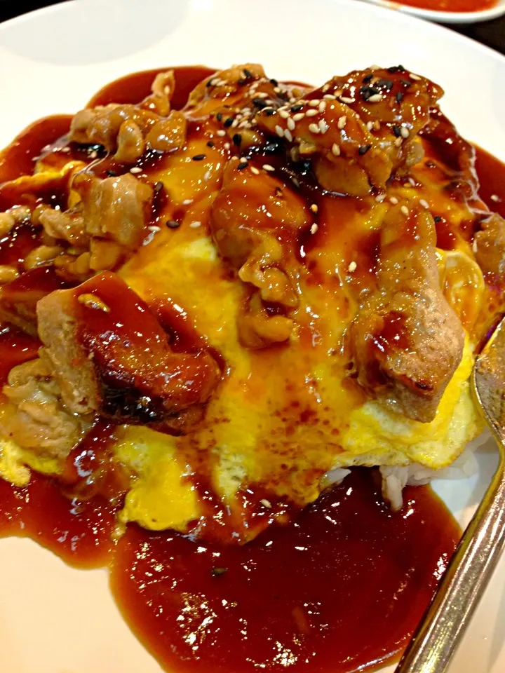 Rice with Omellete on top of teriyaki chicken|PhUnGさん