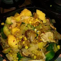 Snapdishの料理写真:chicken stirfry|maia wさん