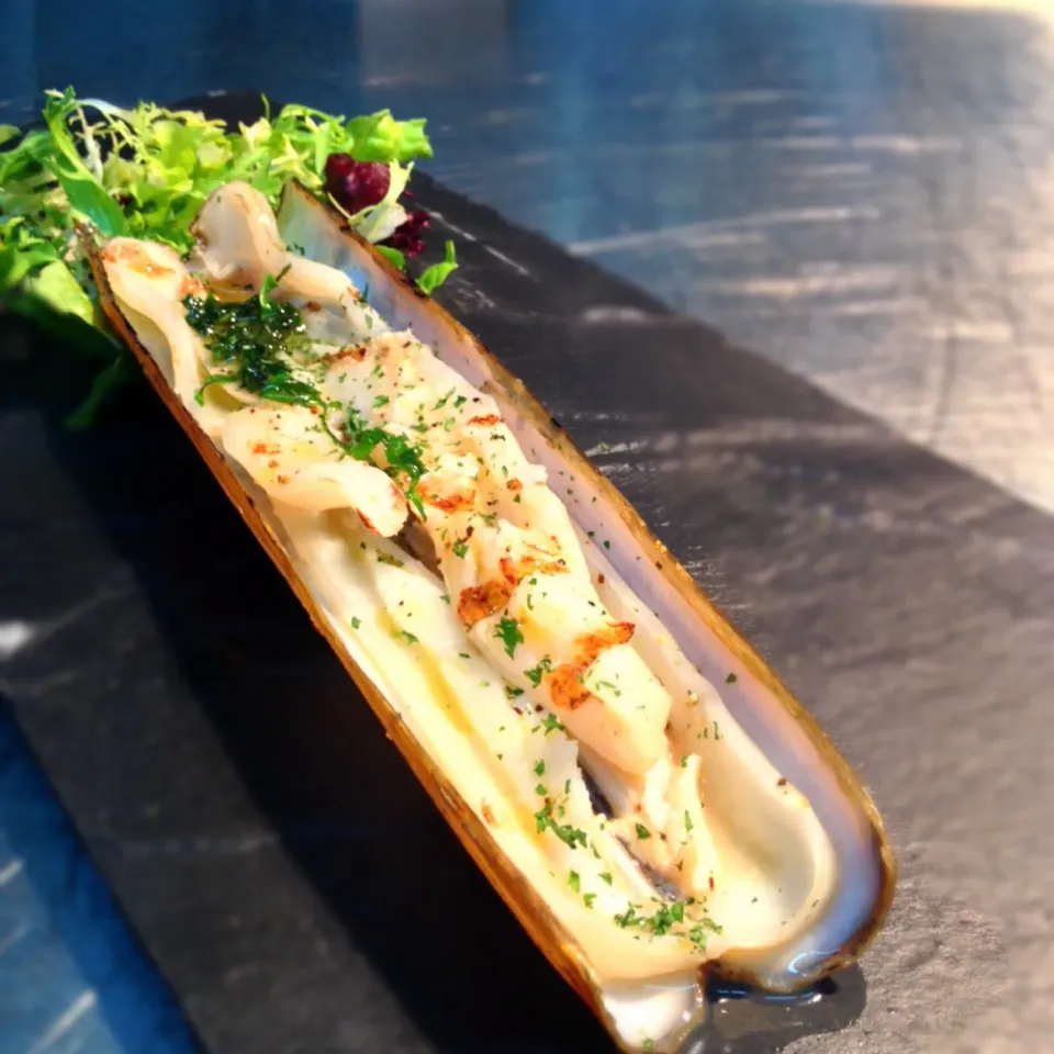 Grilled Ireland Razor Clam|Chef JPさん