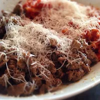 Beef & sweet potato "spaghetti" with chopped tomatoes|adrianさん