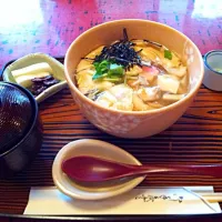 京都で食べた生湯葉丼♡|紅音さん