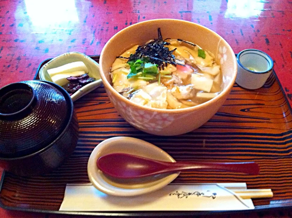 京都で食べた生湯葉丼♡|紅音さん