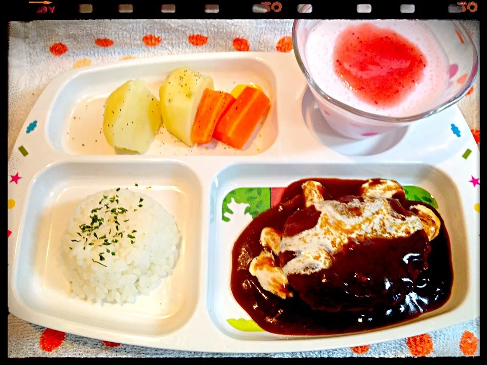 子ども用ハンバーグランチ😊|ゴンさん